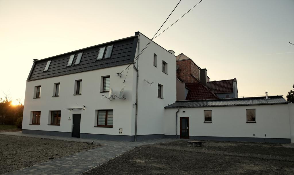 Happy Day Apartments Opole Ngoại thất bức ảnh